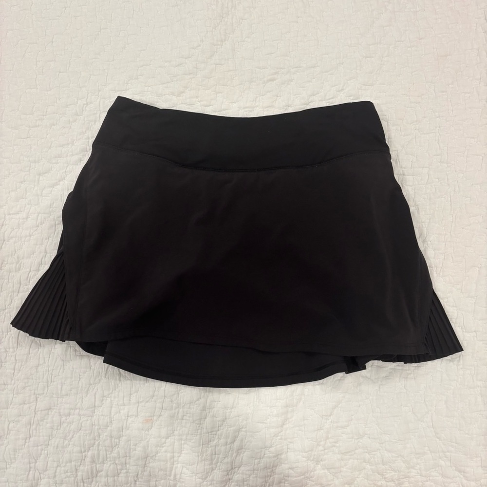 LIKE NEW- Lululemon Play Off The Pleats Skirt- Black 13" inseam